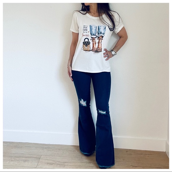 Fabulous chic Graphic Tee with diamonds detail - Picture 4 of 8